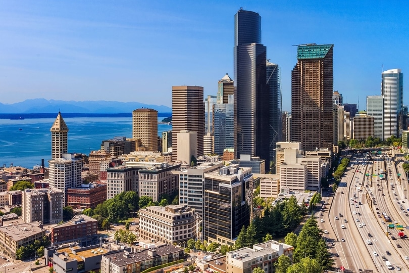 Seattle Or Bellevue: Selecting the Right City for Your Commercial Office Space